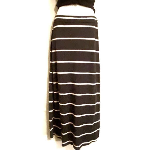 y2k Stripe Maxi Skirt - Picture 1 of 4